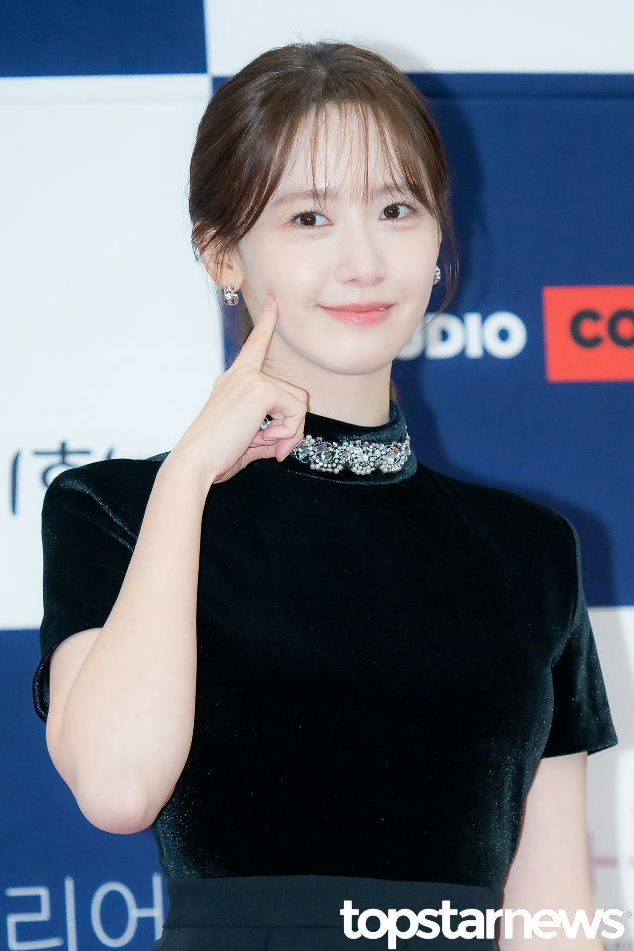 林允儿251223第29届春史国际电影节 