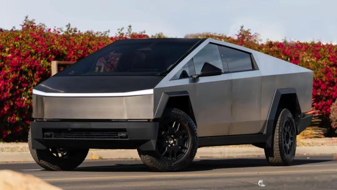 2023年刚上市时，有海外媒体宣传特斯拉Cybertruck累计订单量已超100