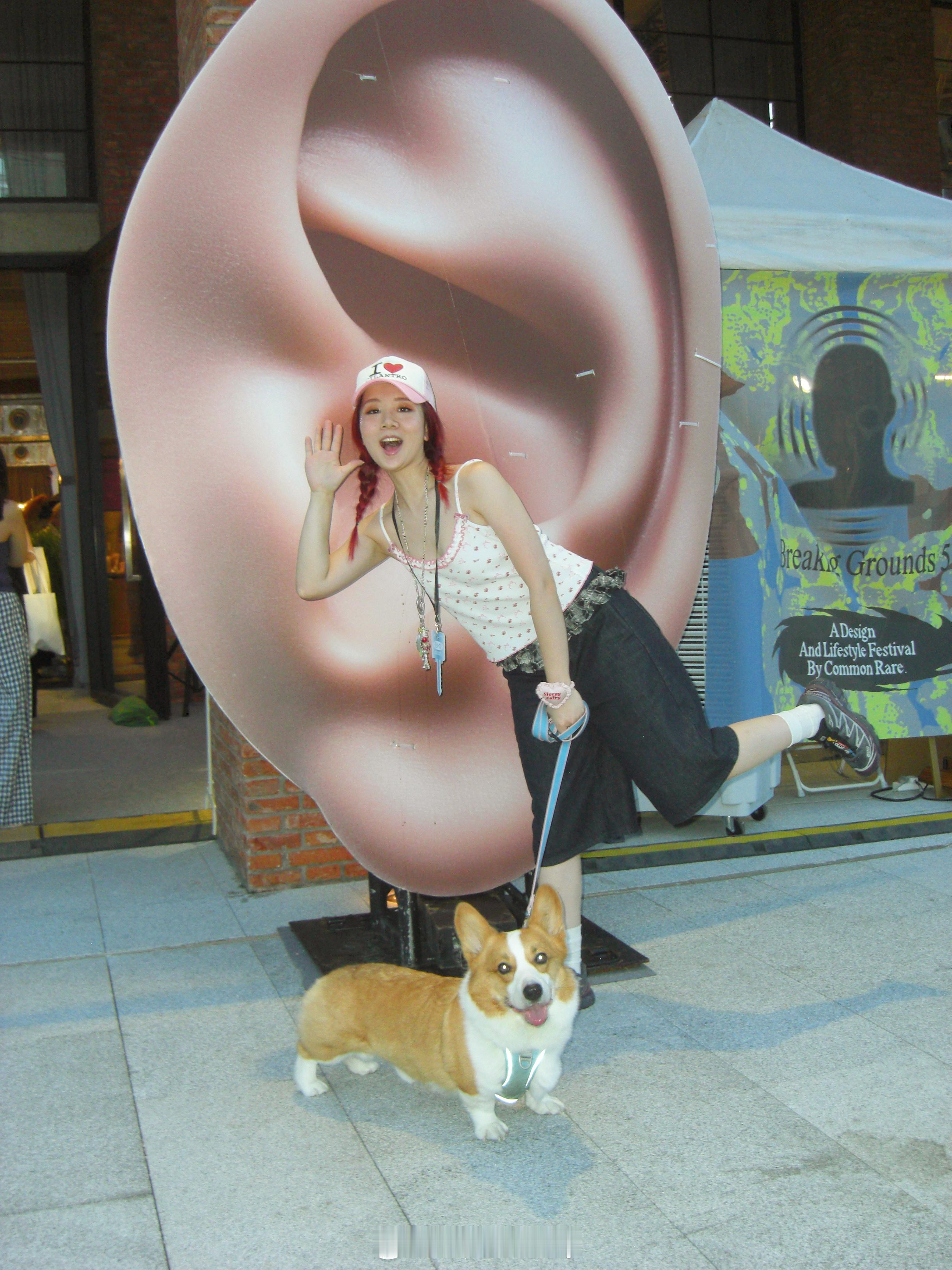 一个月办了两个线下活动夹杂着日常的拍摄工作忙碌的八月🔚记录了很多充满小狗和阳光