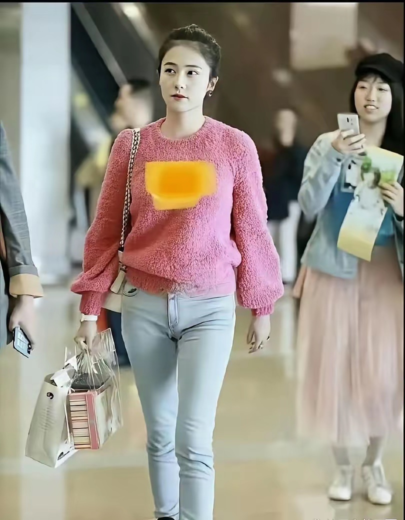 于正眼光太绝！白鹿还没走红时，颜值就已经足够出众