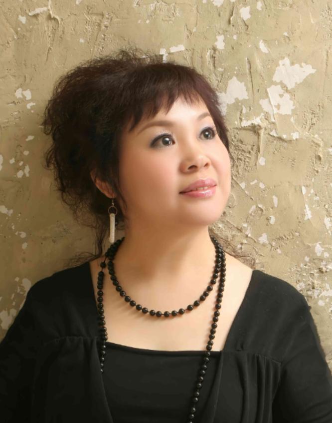 1995年，程前妻子王越发现，丈夫与一个漂亮姑娘有染，规劝不成后愤而离婚，200