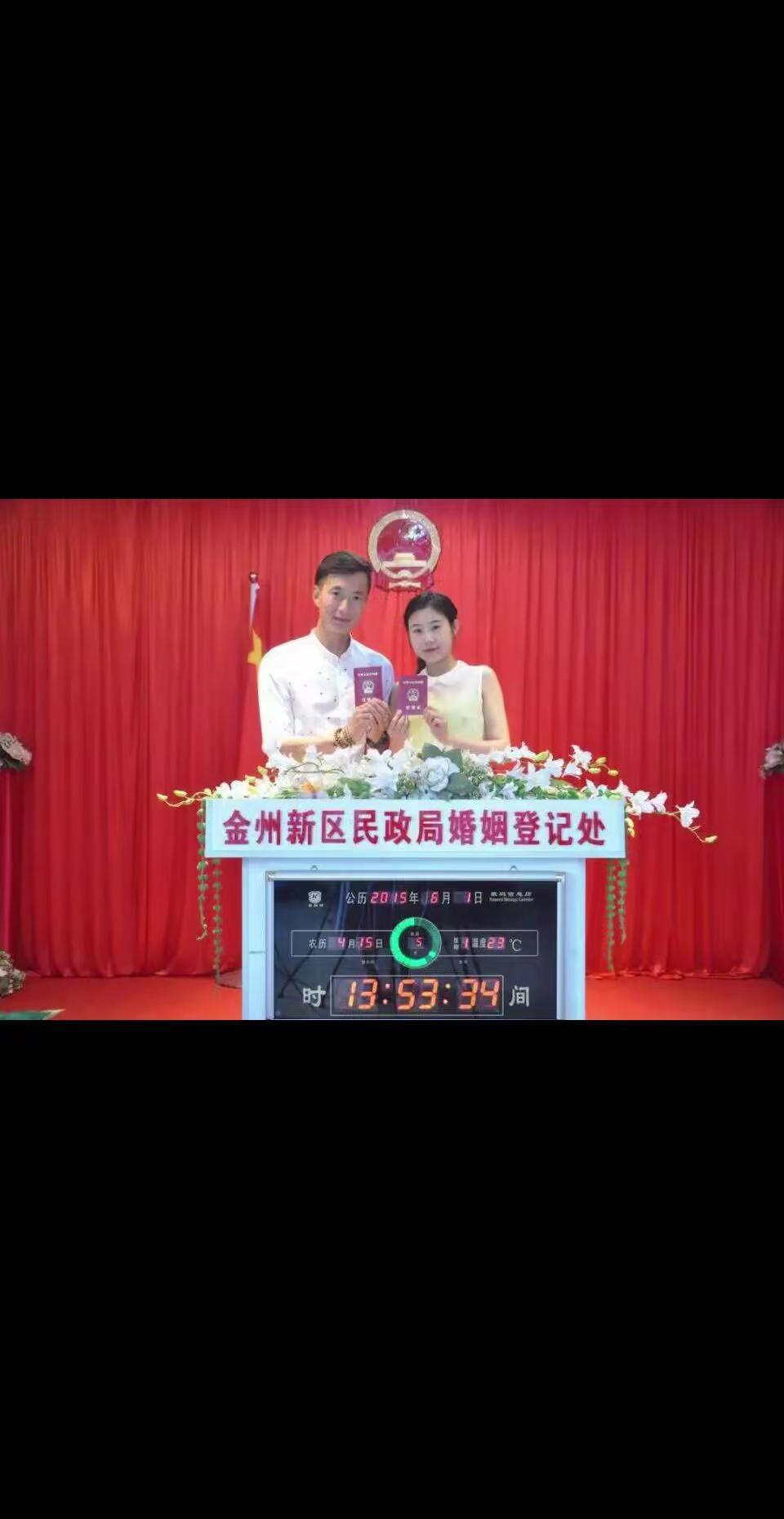 11 快乐 🎈。还记得那年青涩的我们，时间过得好快。十一年风雨并肩，烟火相伴，