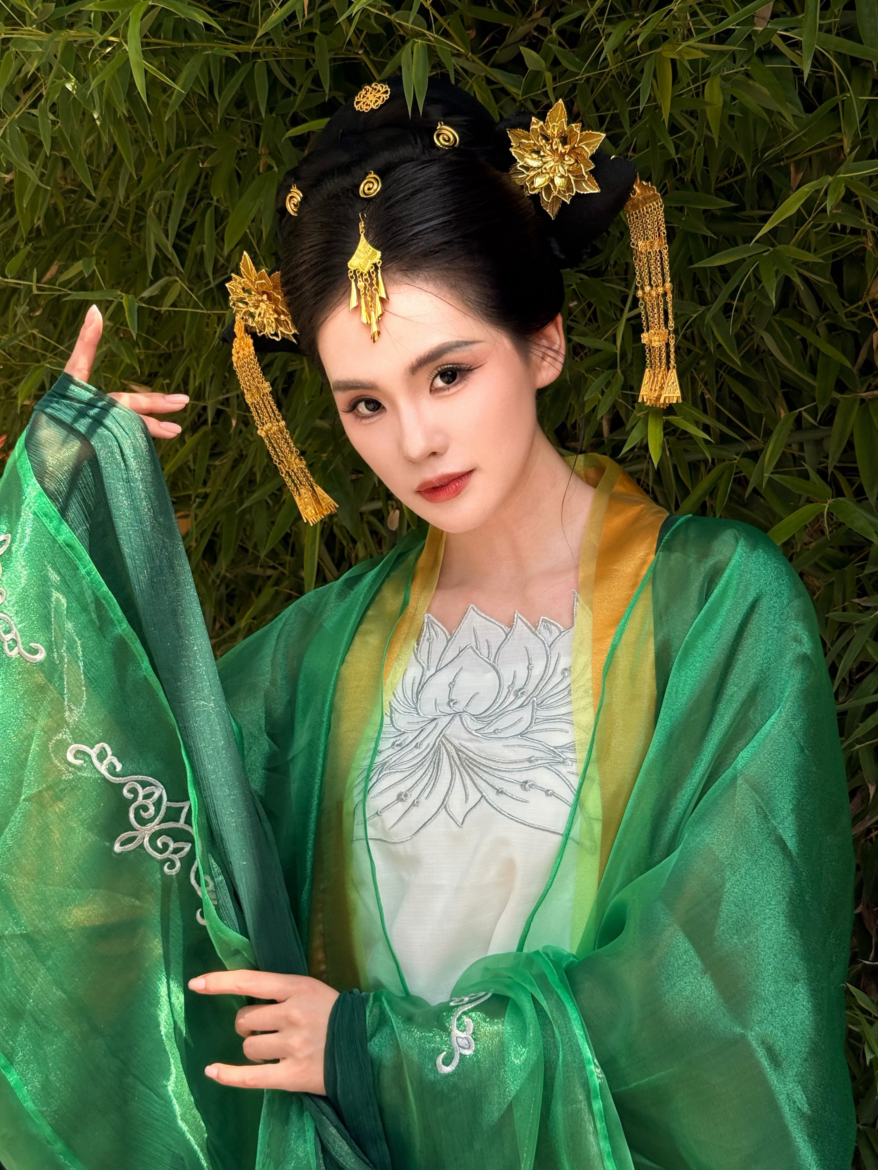 铁扇公主👑遇到阳光就会灿烂啦～舞台剧大话西游  ​​​