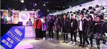 【NBA 潮流服装店入驻中国】北京时间9月17日，NBA与韩国知名时尚服装公司M