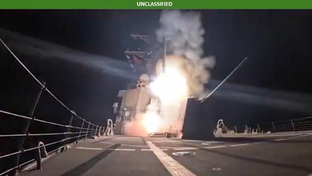 特朗普下令空袭尼日利亚，美专家急了：远程导弹得拿来对付中国

圣诞节当天，特朗普