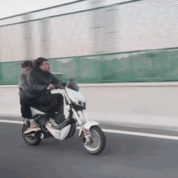 不懂就问，
这个是真的吗？
一般人真的模仿不了。