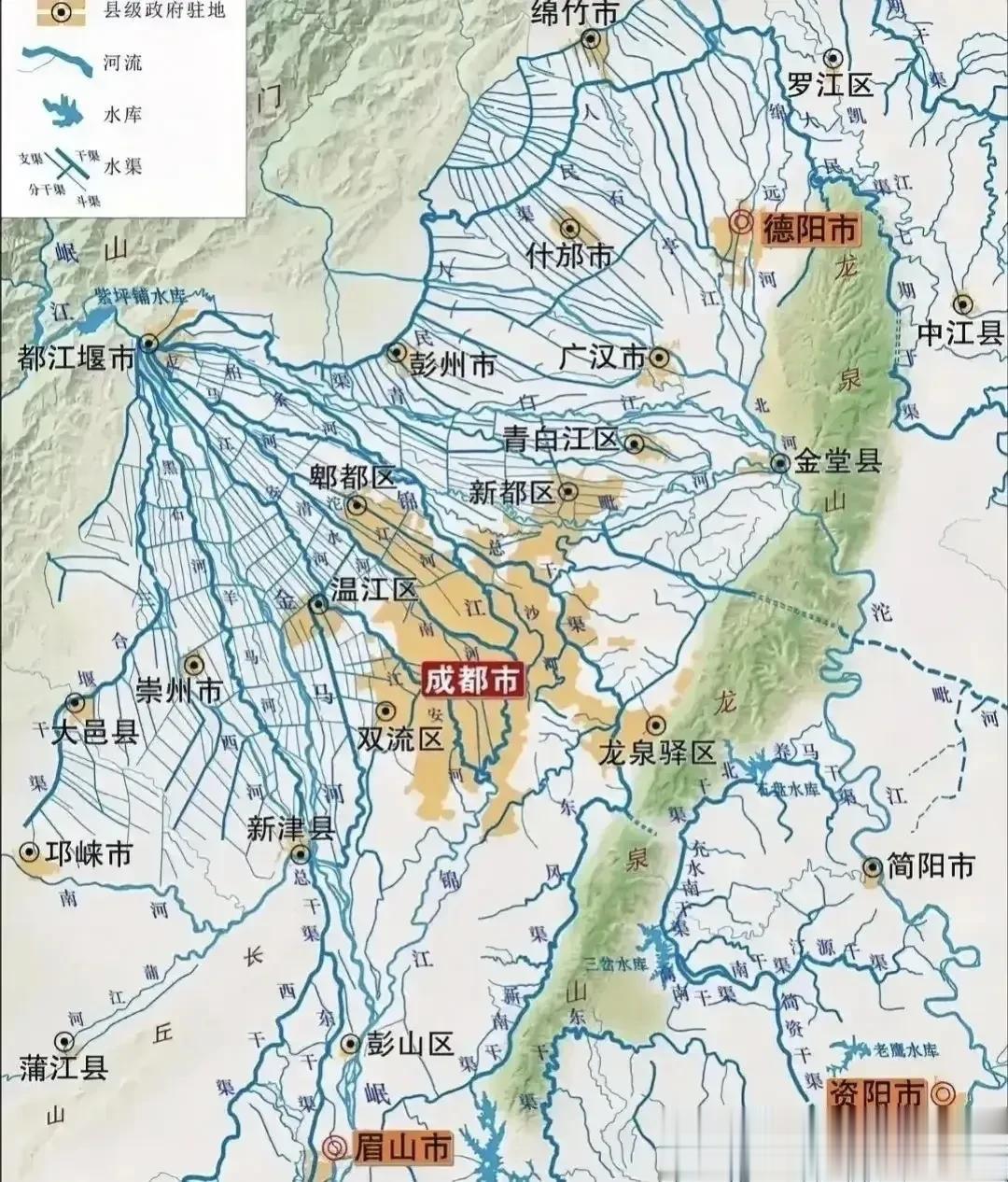 都江堰就像个水龙头，下面配了个花洒
成都的地形真的绝了，整个四川盆地本来就被山脉