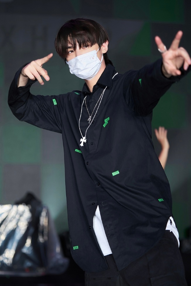 MOK_StarStyle 520品牌明星大片盘点 ④Balenciaga：杨超
