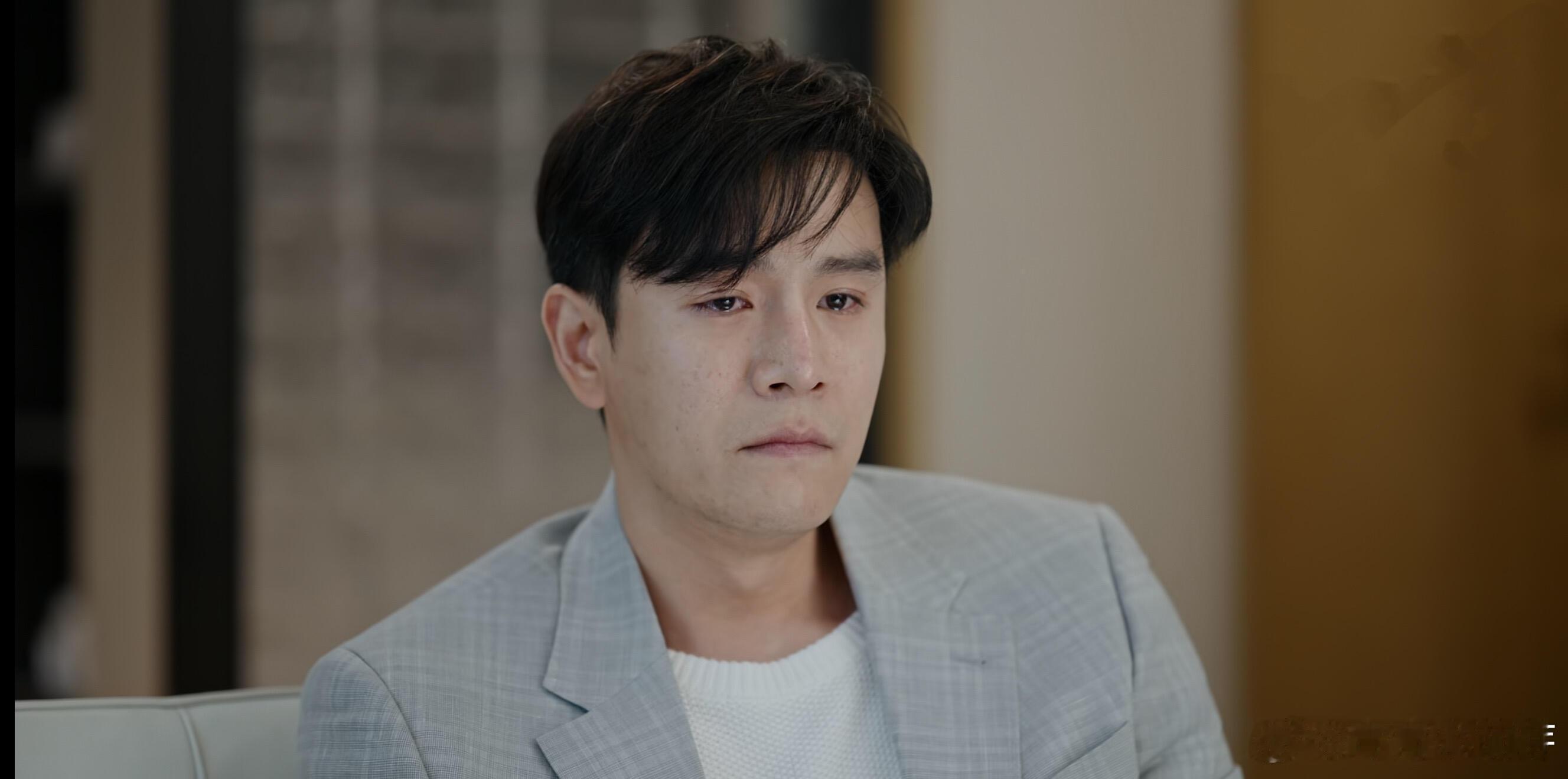 《蜜语纪》里，渣男聂予诚抛弃十年糟糠之妻，终遭现世报。他身患癌症、无精症，孩子还