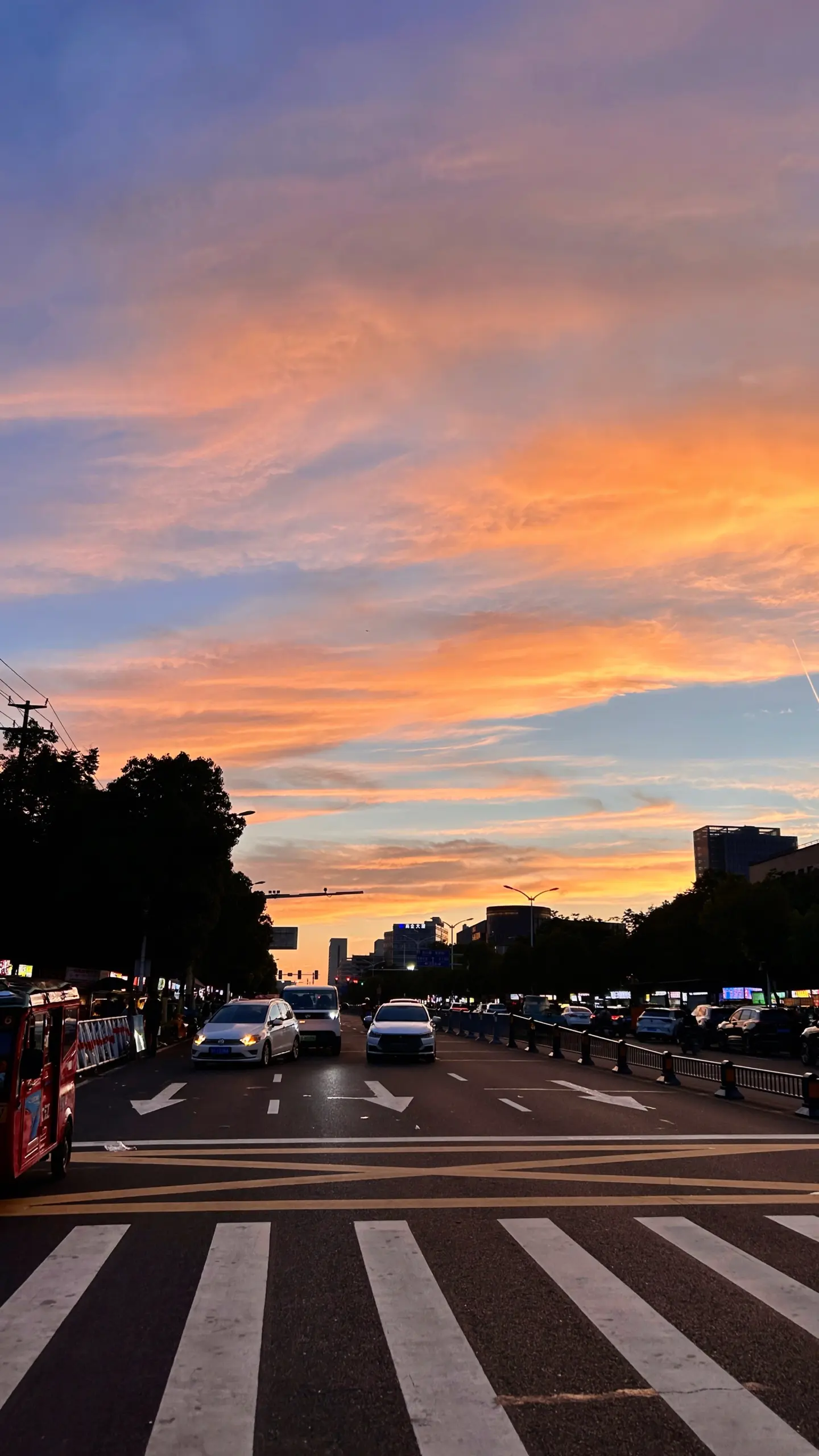 有我在你哭什么呢