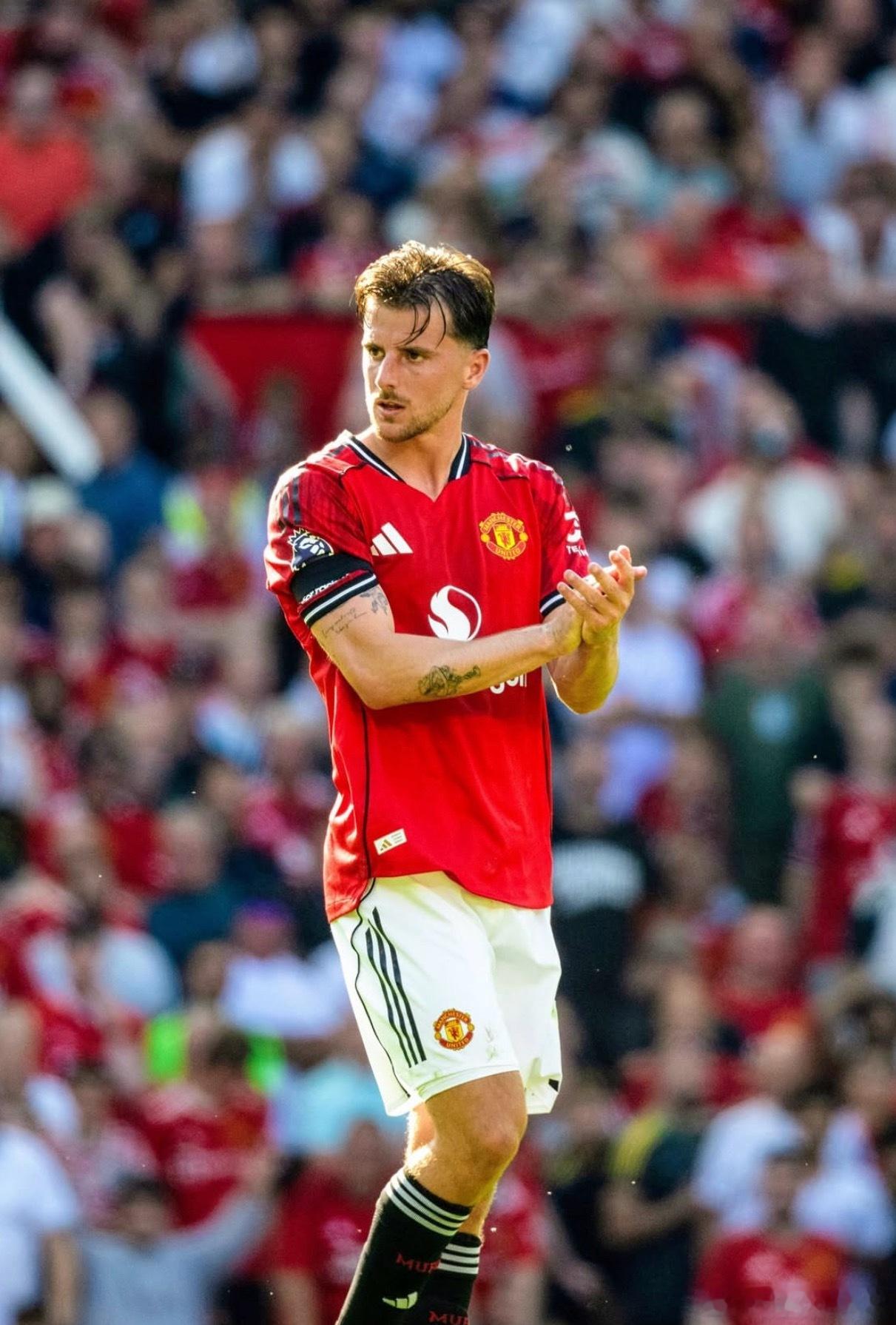 曼联复苏之路 我看芒特踢球不多。今天看，感觉有一种西多夫皮尔洛那样大师的味道。 