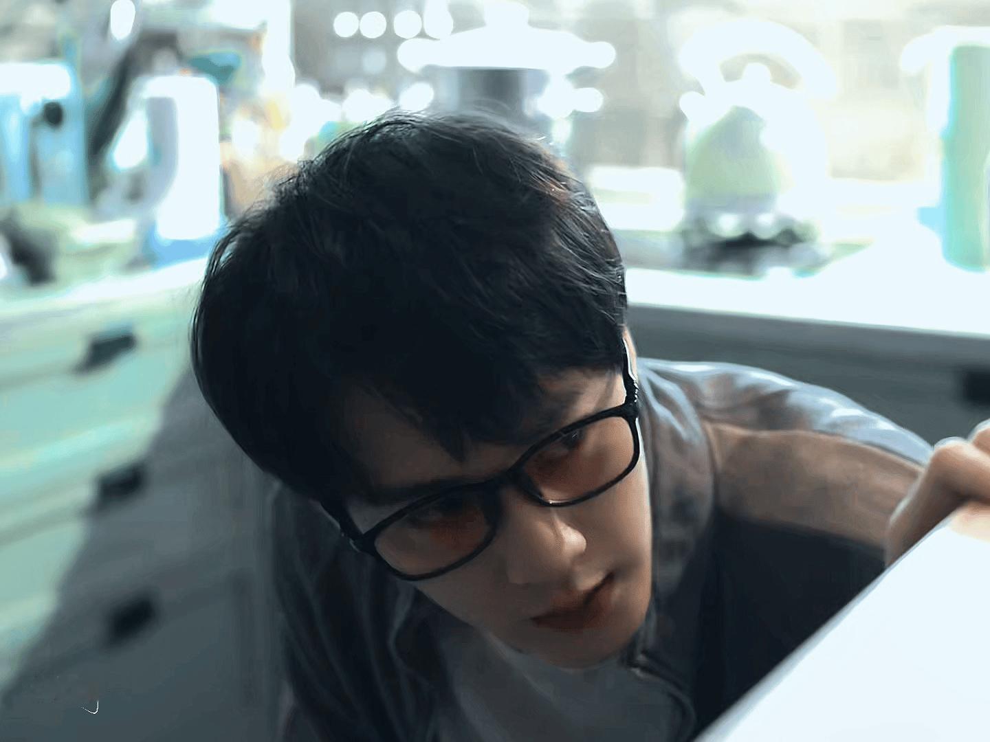我对你的喜欢缓慢而温柔的氲开一如既往。晚安晓宇宝宝