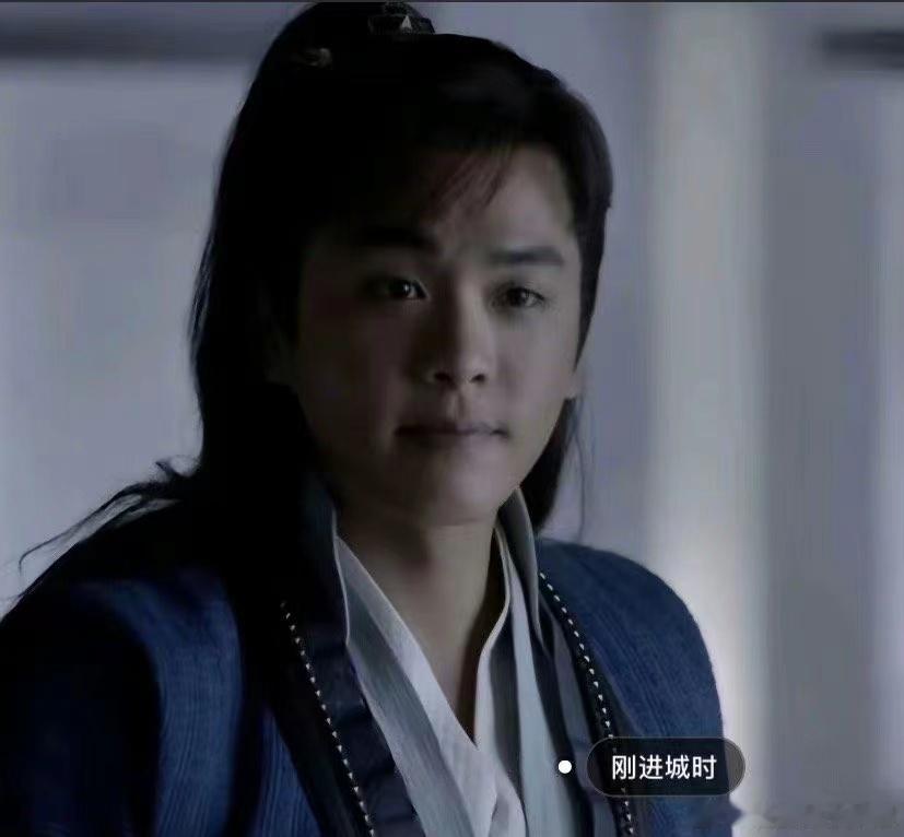 #范闲也跳晚安大小姐了# 范闲居然也会跳晚安大小姐，是谁还没学会这个简单又可爱的