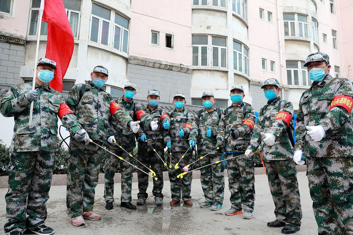 边境医疗系统拉响黄色警报时，库库塔野战医院的柴油发电机已经轰鸣了整整48小时。这