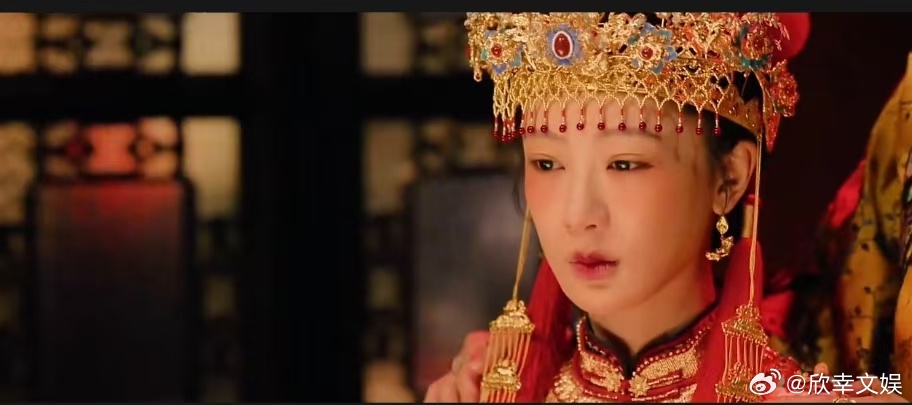 杨紫董竹君惊艳杨紫董竹君造型惊艳杨紫董竹君造型惊艳，哇塞。