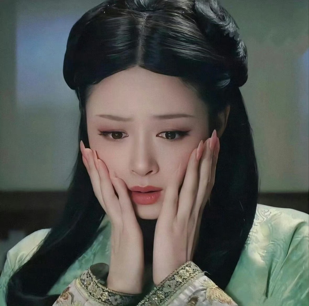 我是华妃 请攻击我最薄弱的地方 