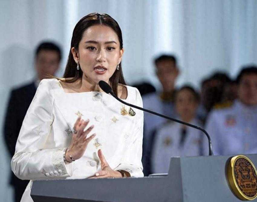 万万没想到，该来的还是来了！
泰国文化部长佩通坦重磅宣布：她已接受泰国宪法法院裁