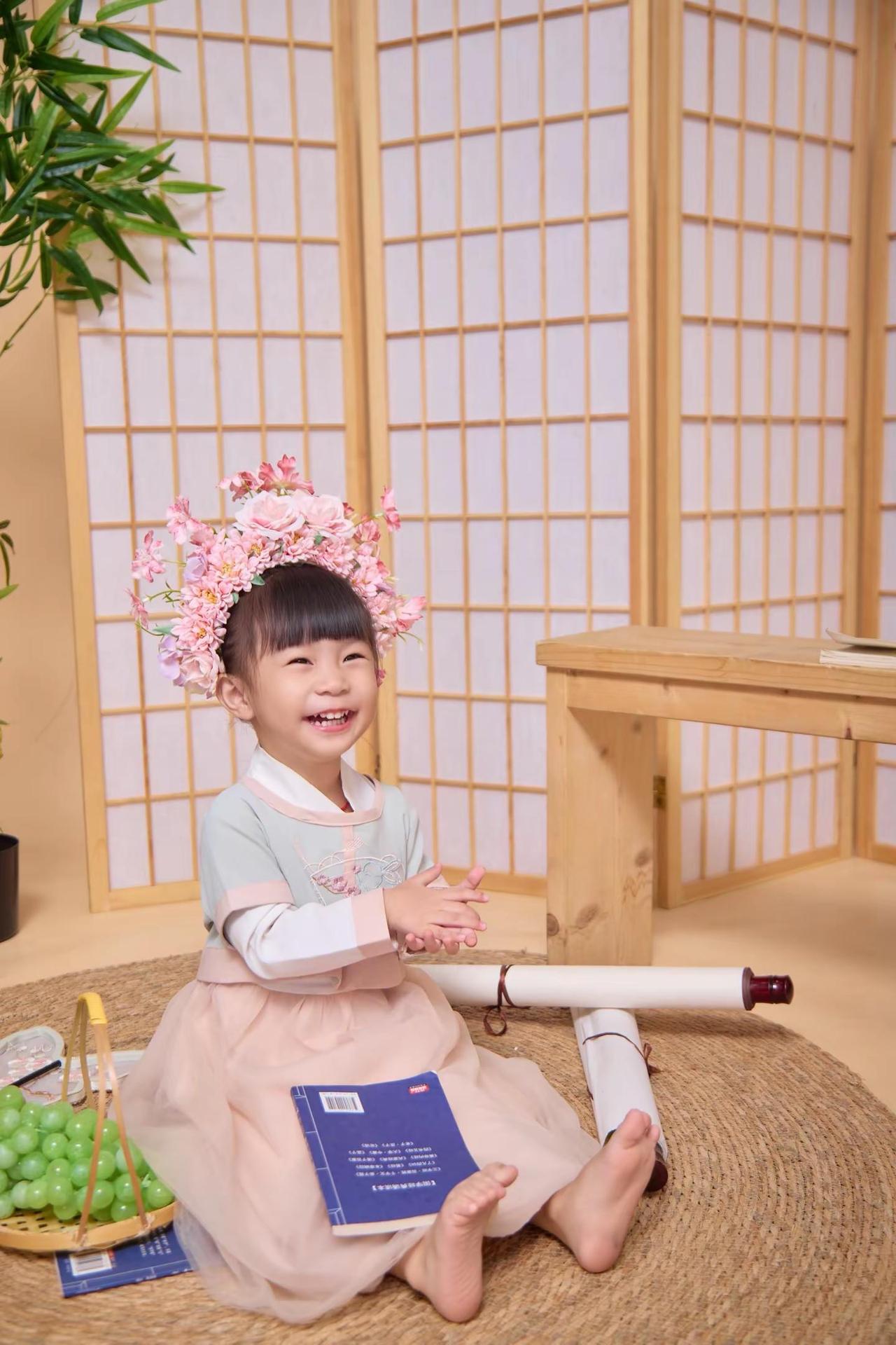 ［沅陵韵瑜伽. 普拉提］簪花小公主 簪花国风宝宝