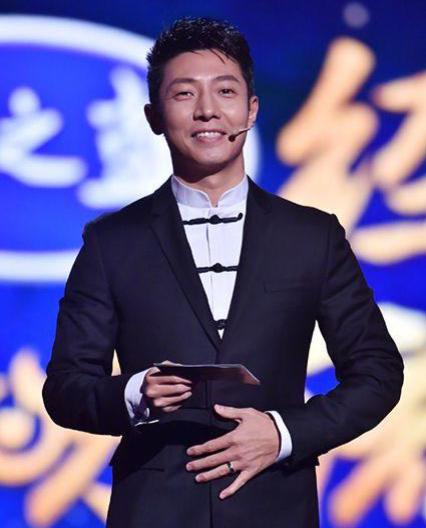 撒贝宁获全国五一劳动奖章
4月28日，全国总工会举办五一劳动节表彰大会，正式公布