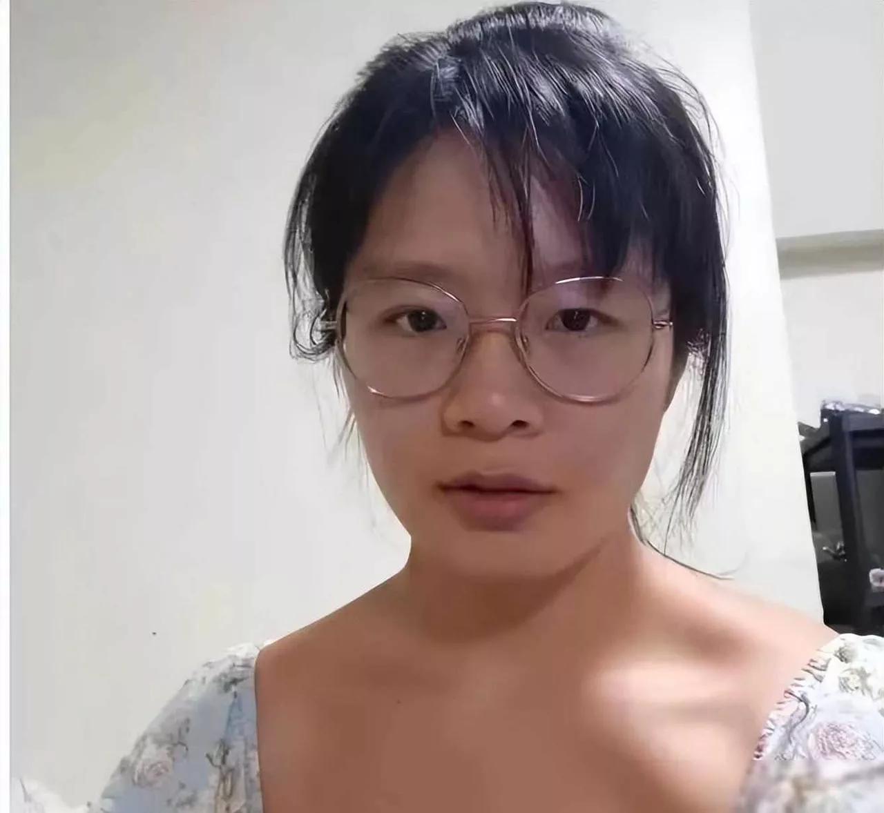 “这片土地不配拥有我的后代”
“集体利益与她没有一点关系，作为留学生，我根本不愿