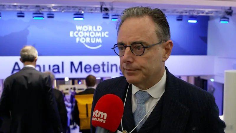 达沃斯，比利时首相巴特·德·韦弗称：我们需要自己的技术平台来建设未来的繁荣。否则