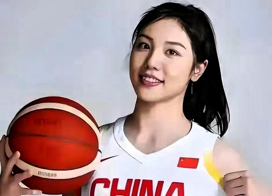 看女篮比赛，总有球迷质疑：“张茹得分不上双，为什么还能稳坐国家队？”

如果你只