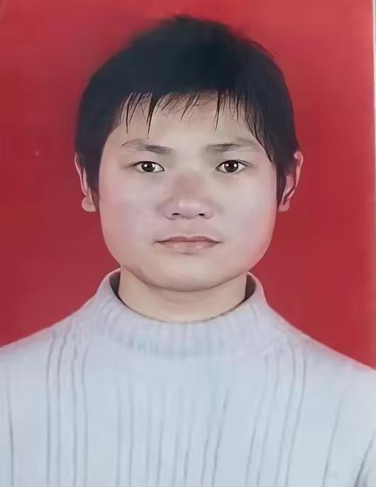 何川（1992年12月—2011年3月29日），汉族，四川绵竹人，中国共产主义青