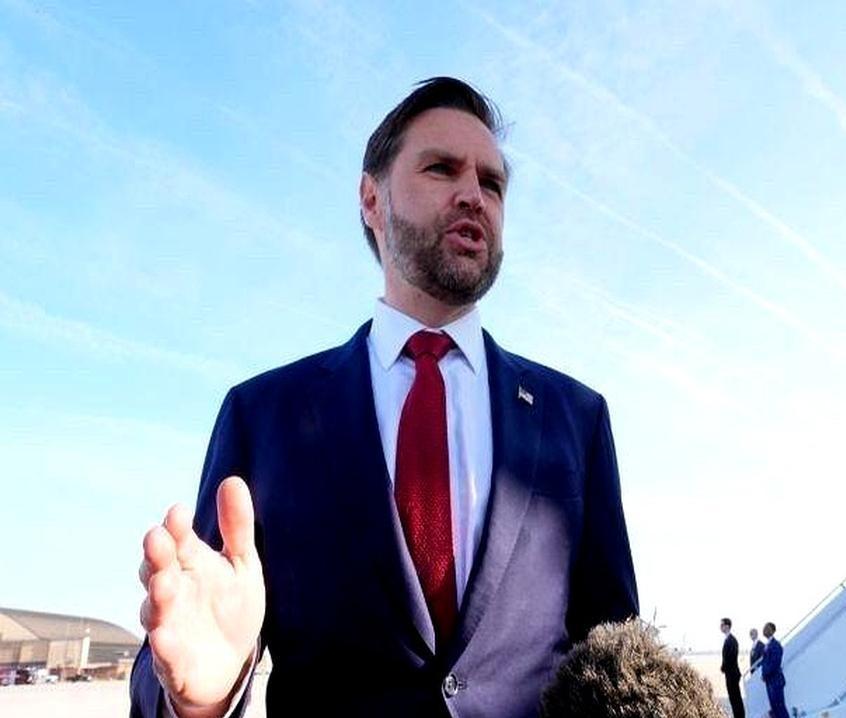 伊朗的浓缩铀交给谁最放心呢？

开战前，俄罗斯多次提议将伊朗的高浓缩铀，运至俄罗