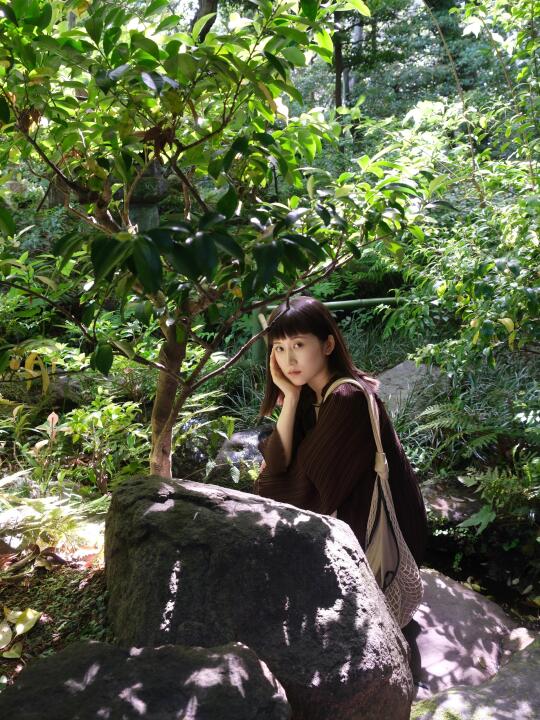 “人到了美术馆会好看起来🍃