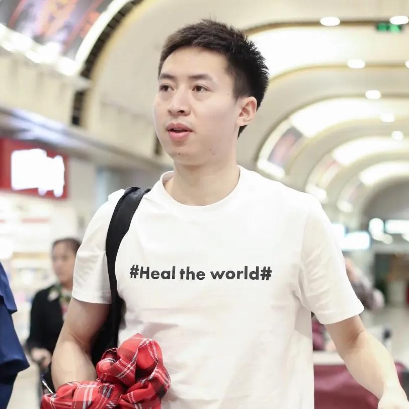 最近，国乒退役选手方博复出，代表哈萨克斯坦打球引起了热议，咱们看看方博怎样说：