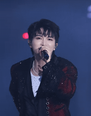 周深 你们是照亮我的光周深周深 你们是照亮我的光！一沫真挚的情话