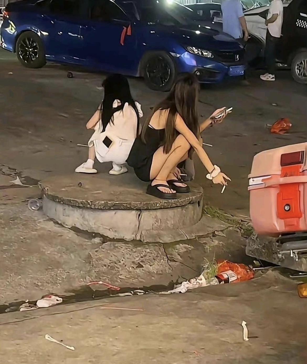 假如这是你们的女儿，你们会怎么办[泪奔]