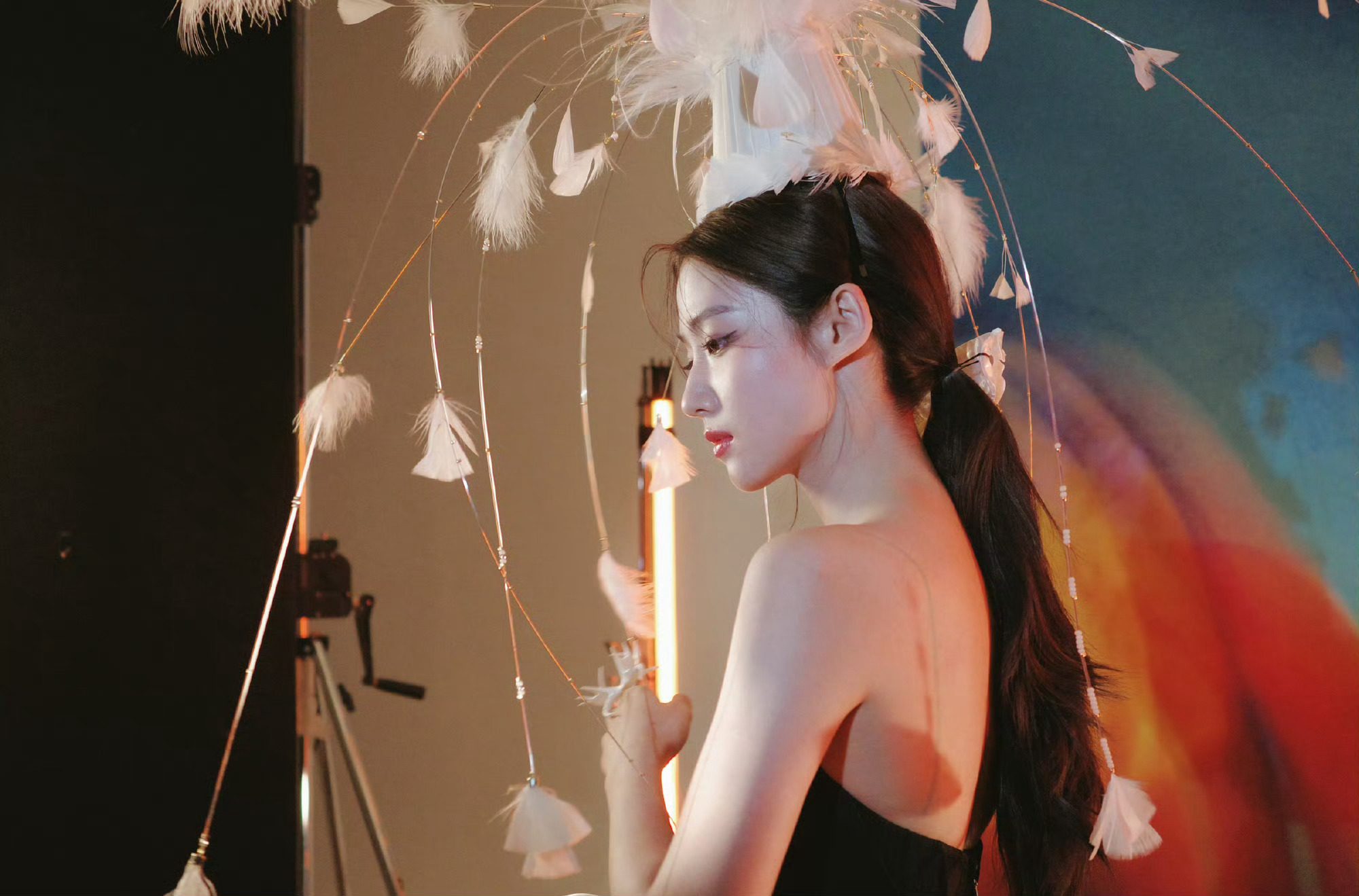 卢昱晓VOGUE盛典造型卢昱晓指尖生花 VOGUE盛典造型来咯[送花花]美甲上的