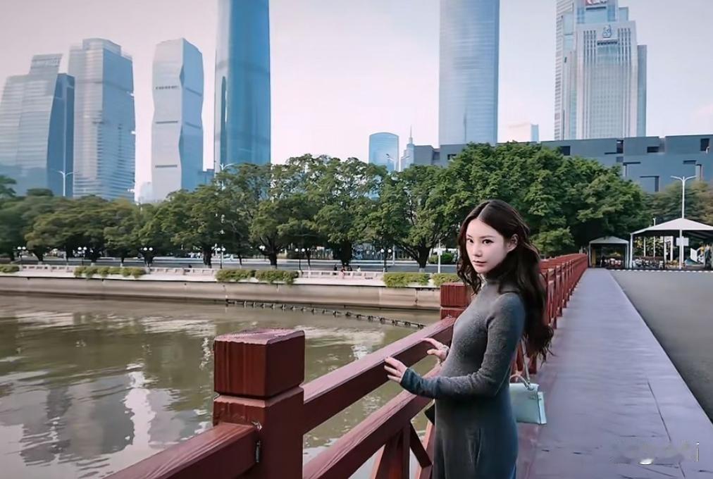 临产前，马筱梅回了宝岛。
不是北京。
汪小菲在北京。大S在台北。两家的恩怨像一锅