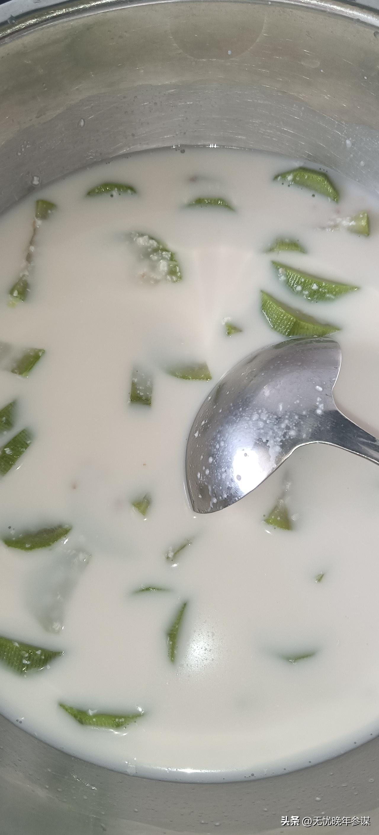 不加油盐，纯天然！云南人私藏的“龙松汤”，喝出好气色，90%的人没吃过！

在快