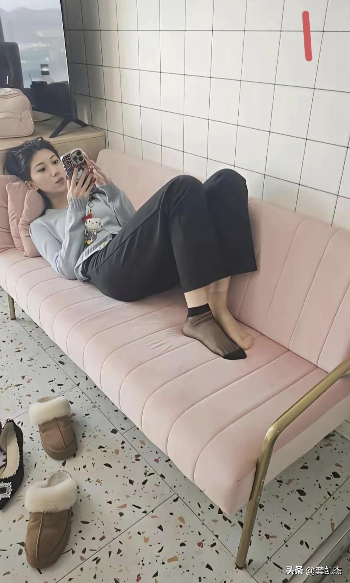 九款脱鞋状态，能接受的是几号？最不能接受的是几号样子？