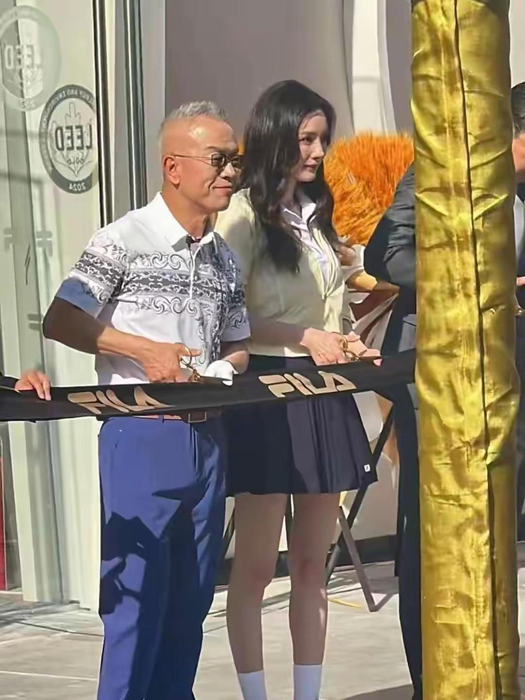 杨幂的腿真的是让每个女人都羡慕杨幂照片魅力 杨幂照片魅力