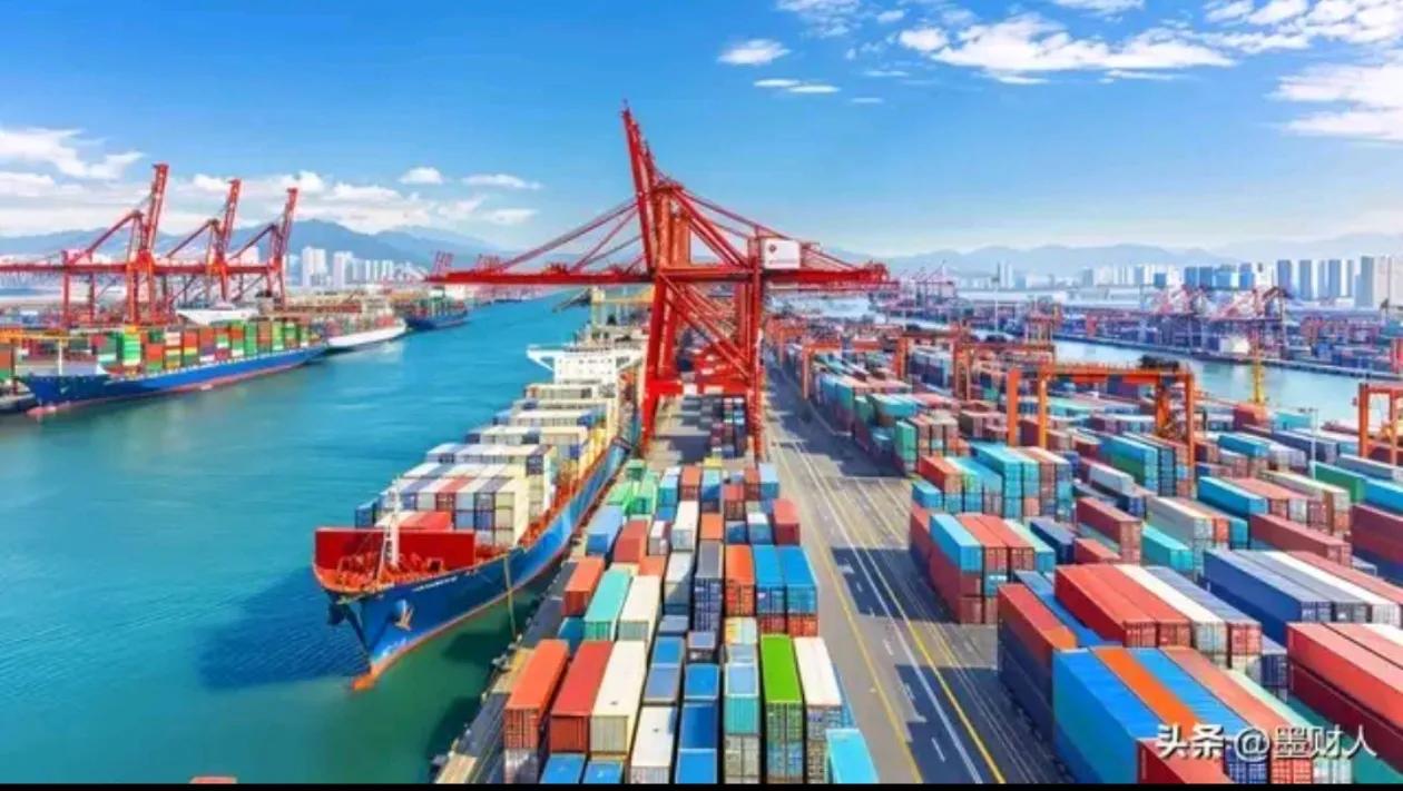 🔥美国加税50%？中国外贸企业亮出"通关外挂"！

当美国对华狂加50%关税时