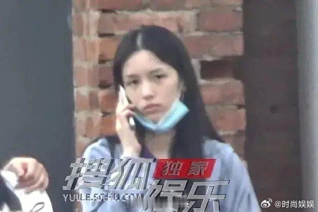 不得不说周也素颜状态碾压了一众小花啊 ​​​