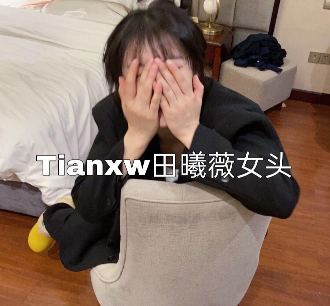 “情话天花乱坠，但我只愿你平安喜乐”𝓛𝓸𝓋𝓮 𝓌𝓸𝓇𝒹...