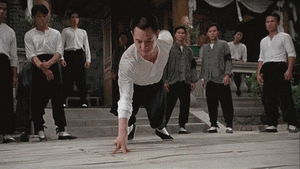 李连杰回应换年轻武僧心脏但是他确实变化好大好大好大啊，之前被拍到坐在轮椅上都快…