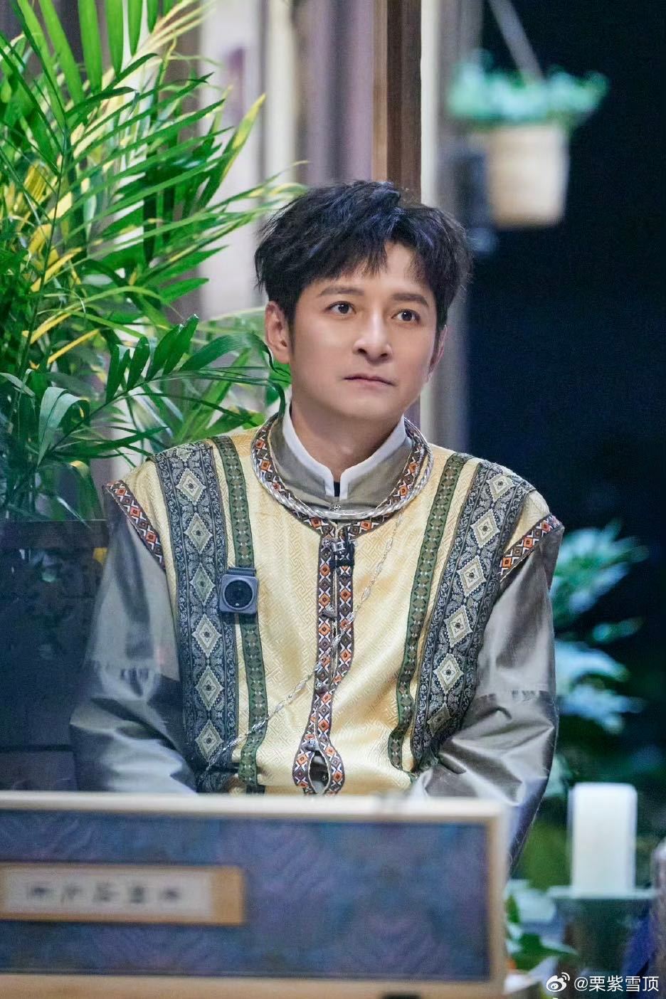 李维嘉来大侦探做卫生监督员大侦探 维嘉来大侦探搜证不重要，但是卫生一定要搞好啊完