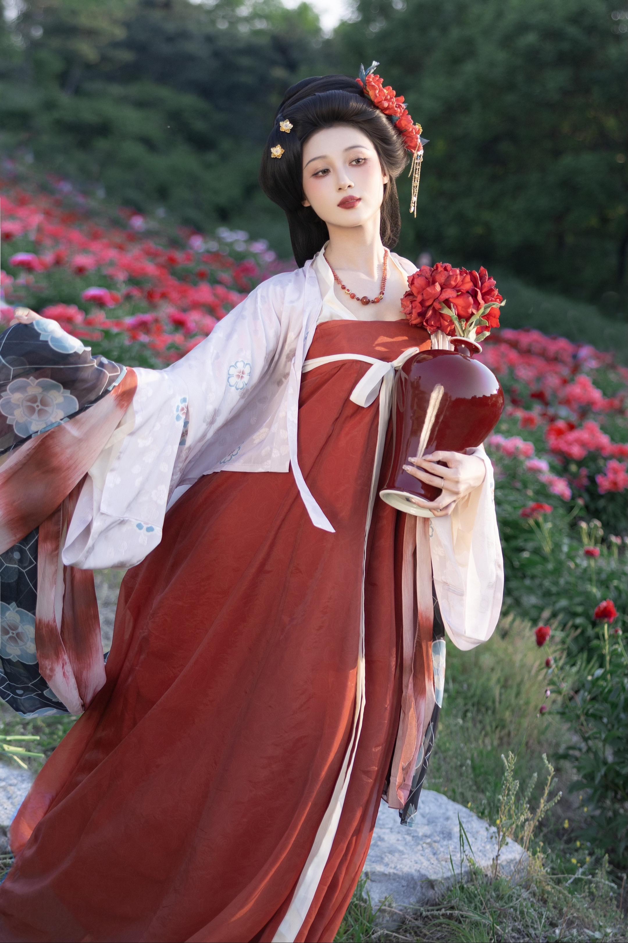 ‘ 盛唐从未命殒香消 ’