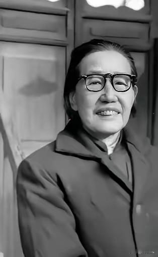 一个马家军退伍连长，把红军母子藏进自家柴房，一藏就是12年。
1937年河西走廊