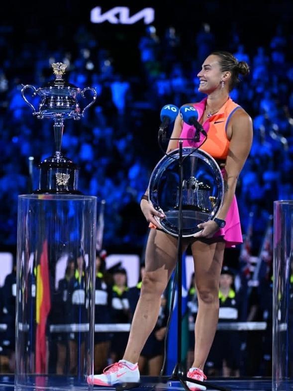 萨巴伦卡连续两年澳网亚军扎心的词条这很澳网