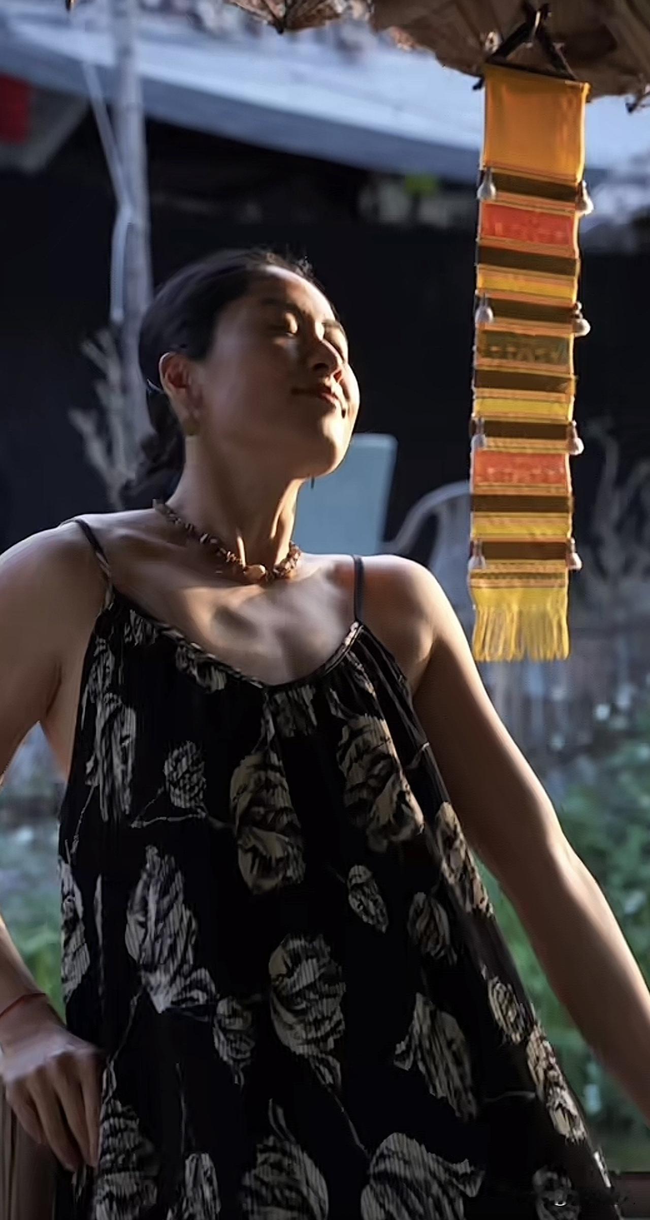 新思维：睡前睡后皆无爱，梦里梦外尽是愁

这是一个波澜壮阔的时代，亦是一个人心漂