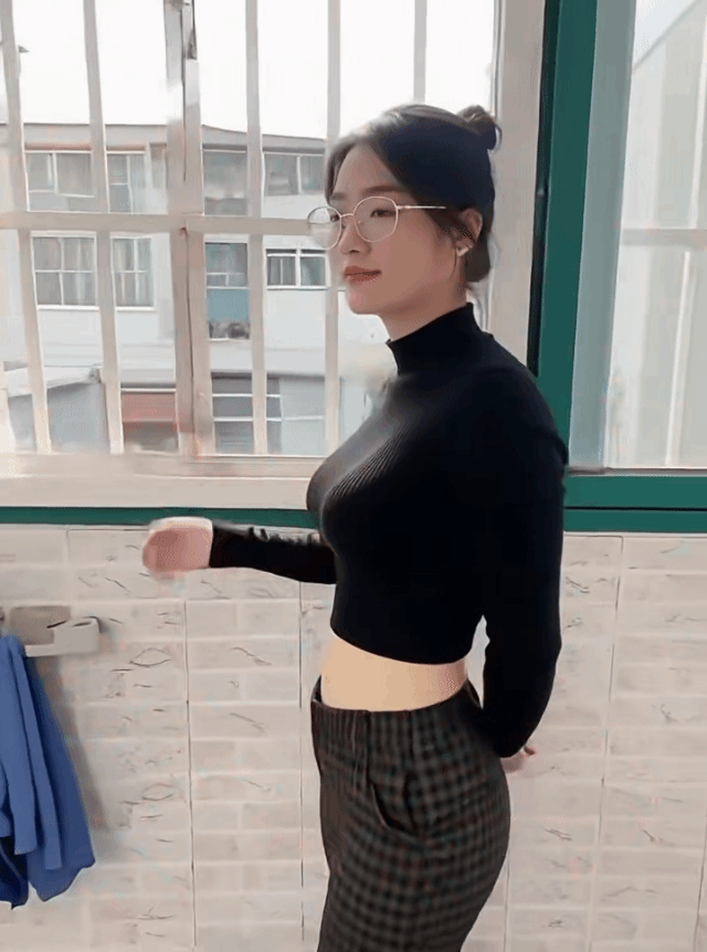 网友问，娶到这样的老婆你会几点下班？