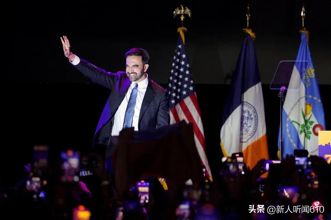 奥巴马阵营的 马姆达尼誓言终结特朗普式亿万富豪腐败
马姆达尼11月4日晚说：“纽