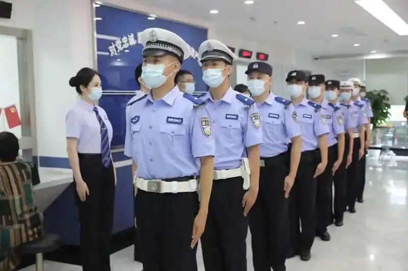 总说辅警是“临时工”，什么叫“临时工”你知道吗？

“临时工”指用人单位使用期限