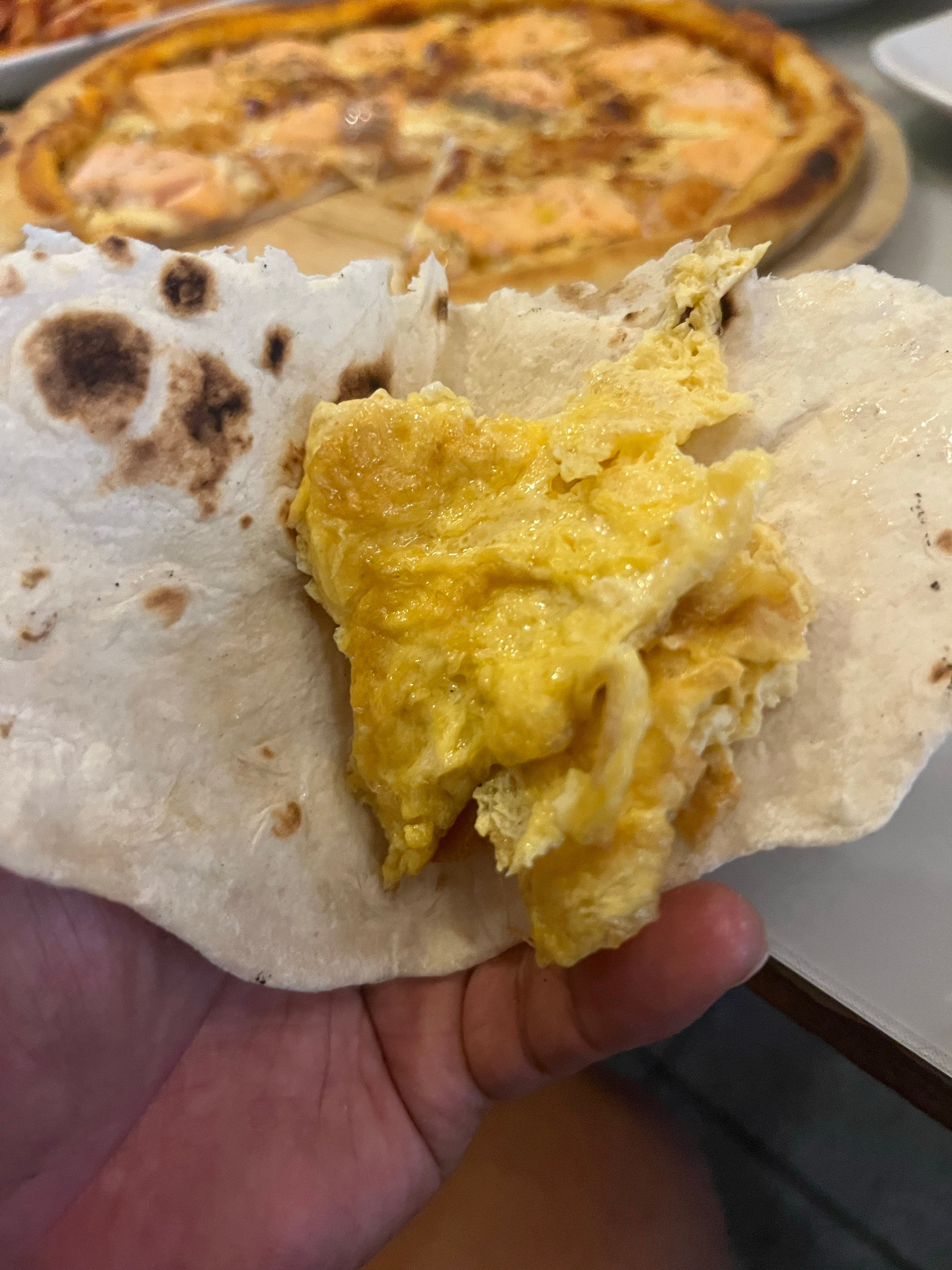 伊斯坦布尔老味大饼鸡蛋，就差俩卷卷圈儿了 